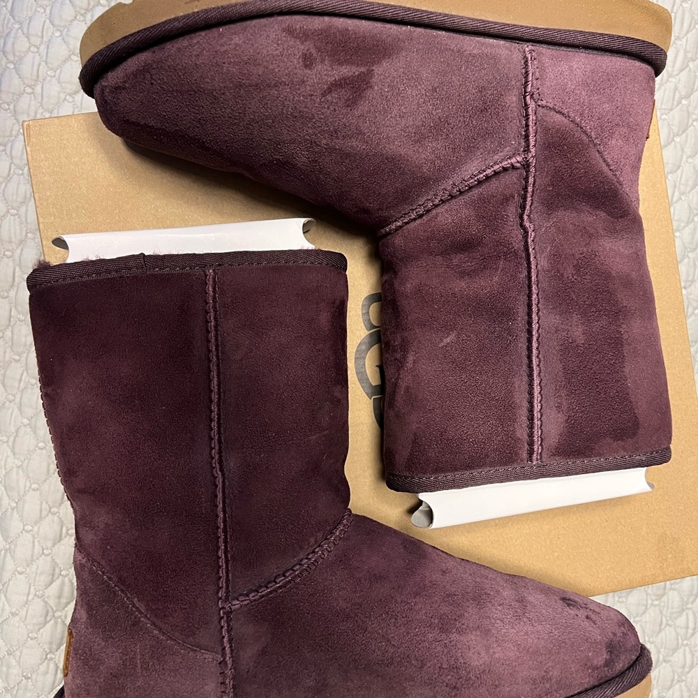 UGG Women's Classic Short II in Port (Rich Plum/purple) - Picture 3 of 9